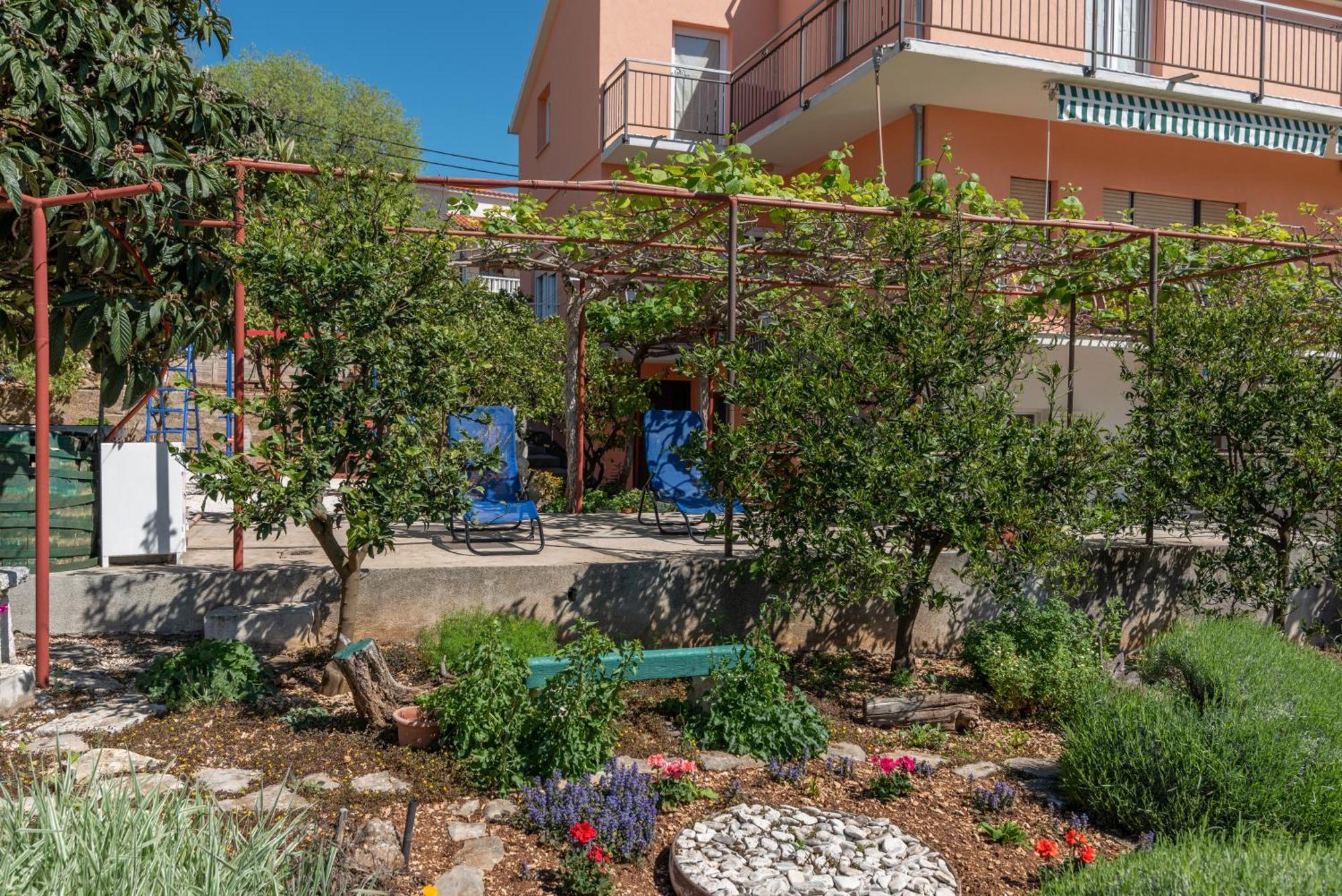 Apartments Villa Bella Vista Seget Τρογκίρ Εξωτερικό φωτογραφία
