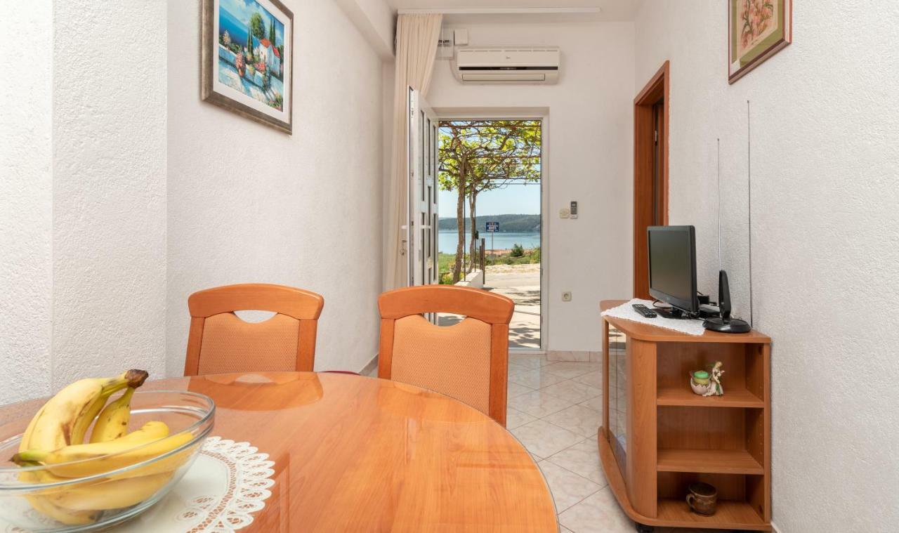 Apartments Villa Bella Vista Seget Τρογκίρ Εξωτερικό φωτογραφία