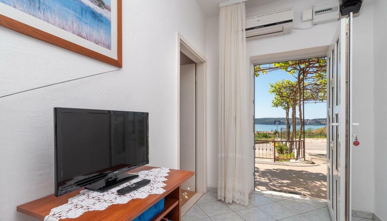 Apartments Villa Bella Vista Seget Τρογκίρ Εξωτερικό φωτογραφία